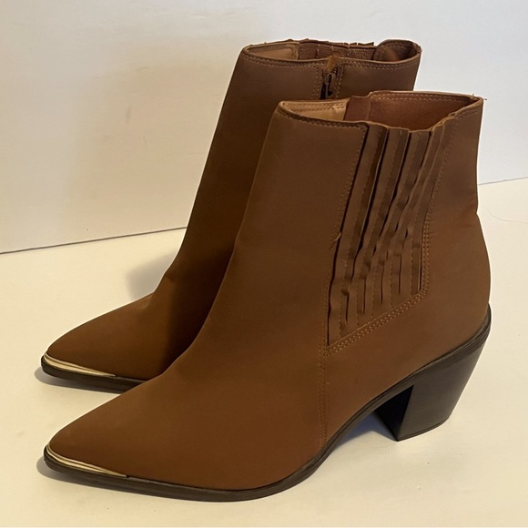 Vizzano Brazillian Footwear Pointed Toe Suede Chunky Heel Western Ankle Boots - Picture 1 of 15